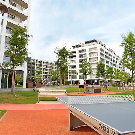 Modern Near The Centre Urban Apartmán *