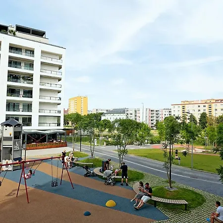 Modern Near The Centre Urban Apartmán *