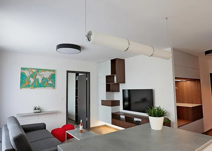 Modern Near The Centre Urban